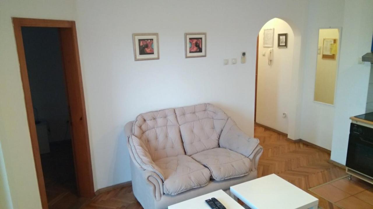 Jovana'S Apartment Novi Sad Exterior photo