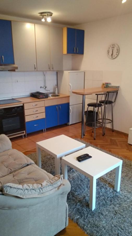 Jovana'S Apartment Novi Sad Exterior photo