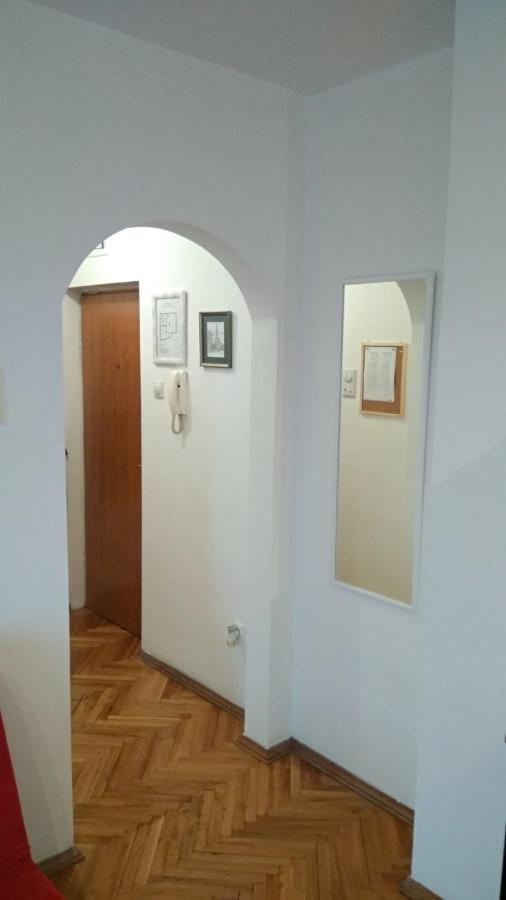 Jovana'S Apartment Novi Sad Exterior photo